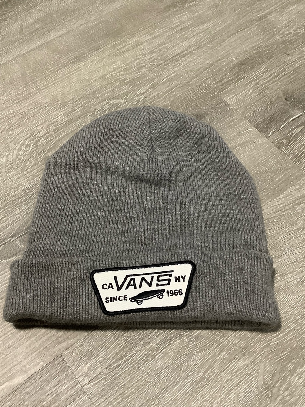 Vans light grey heather knit beanie with white logo